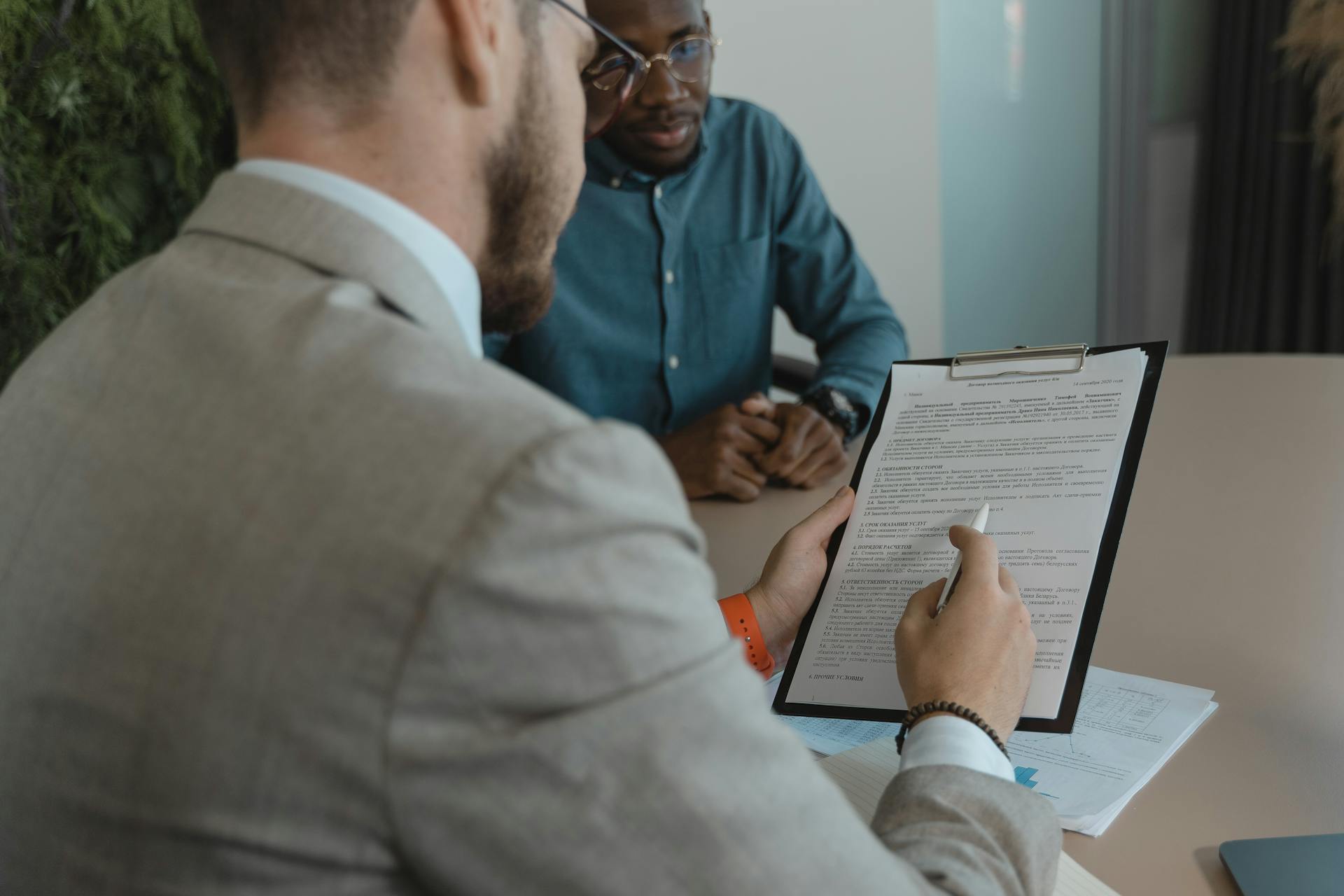 5-estrategias-para-gerir-contratos-em-compras